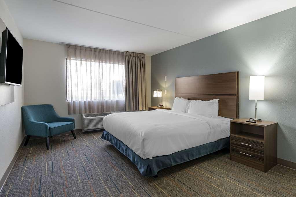 Mainstay Suites Lexington I-75 Room photo